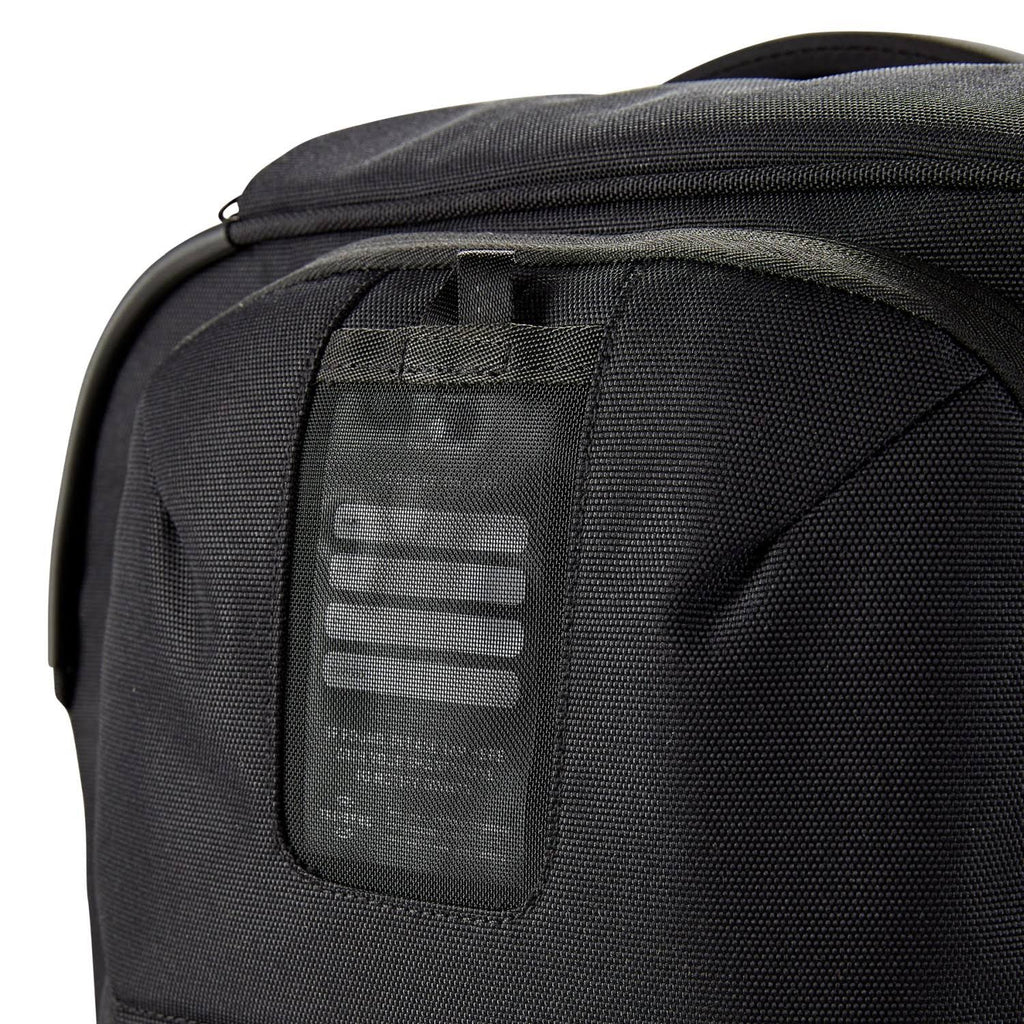 Black Convertible International Carry On Q581