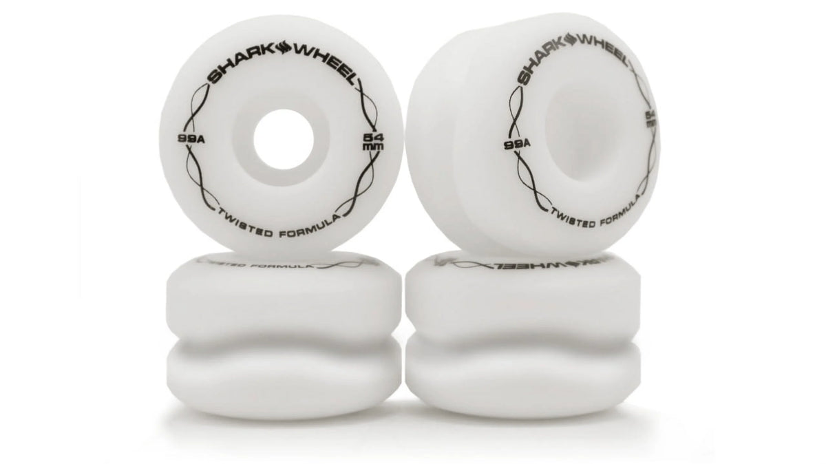 Skull Island 31 In. Popsicle Street Skateboard with 54 mm Twisted Wheels F8182